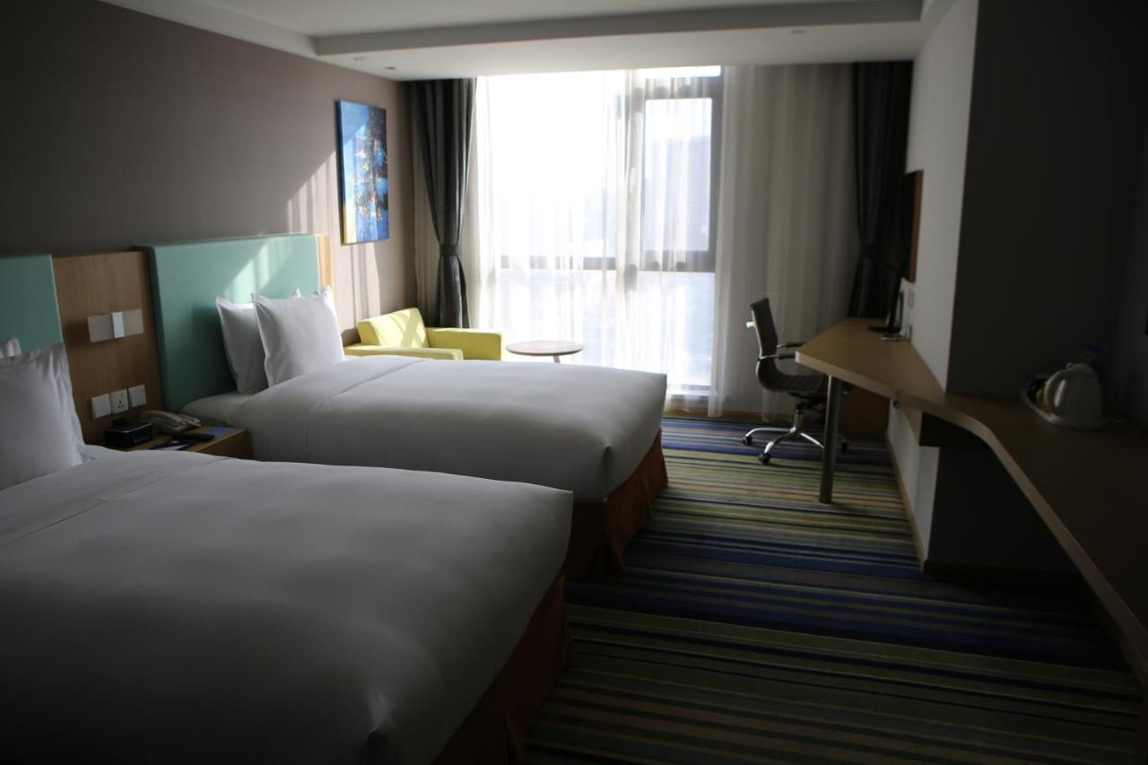 Holiday Inn Express Yingkou Onelong Plaza By Ihg Gaizhou Buitenkant foto