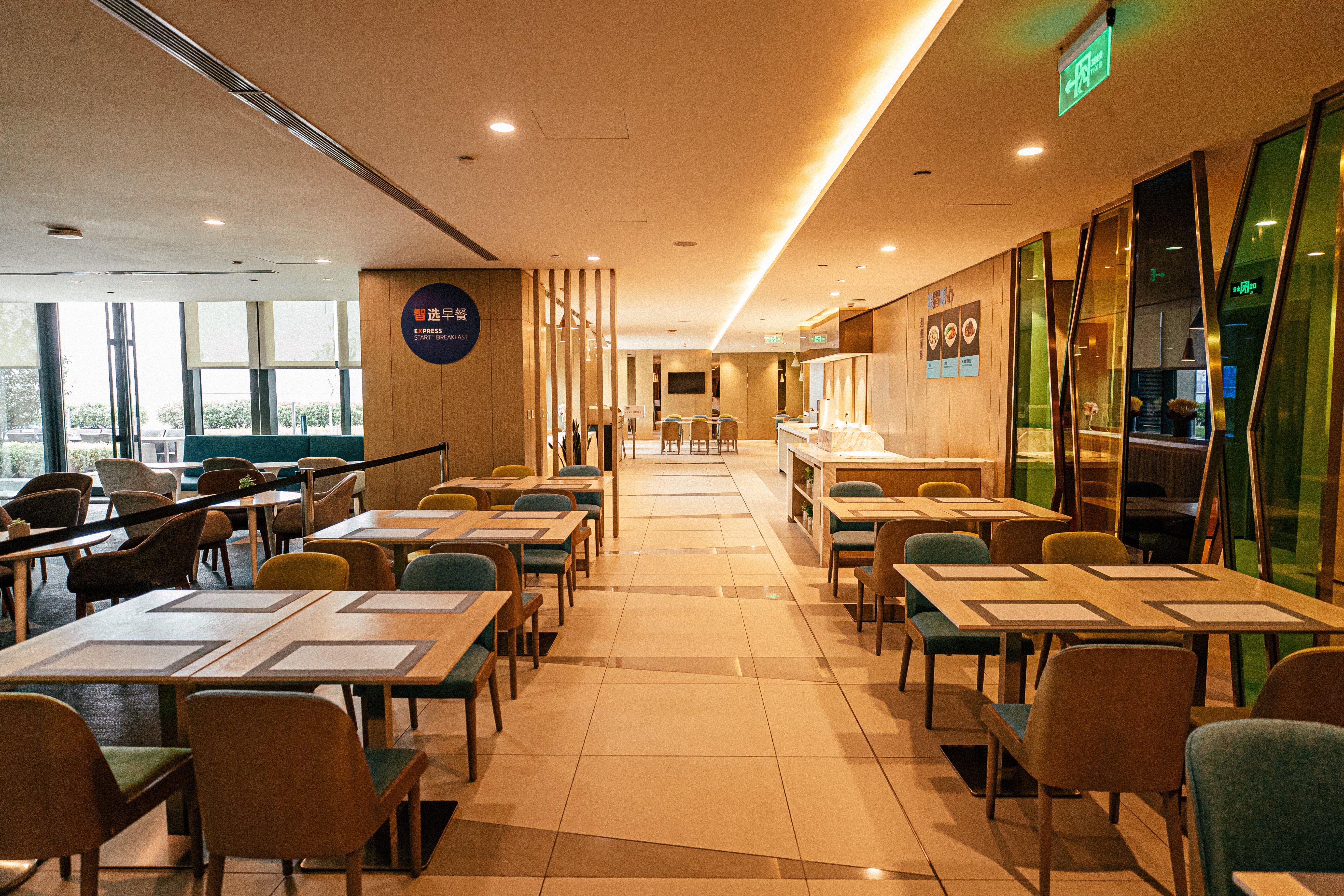 Holiday Inn Express Yingkou Onelong Plaza By Ihg Gaizhou Buitenkant foto